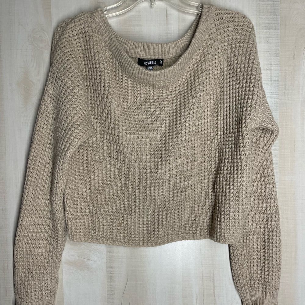 Missguided‎ beige long sleeve crop sweater, size 2/4